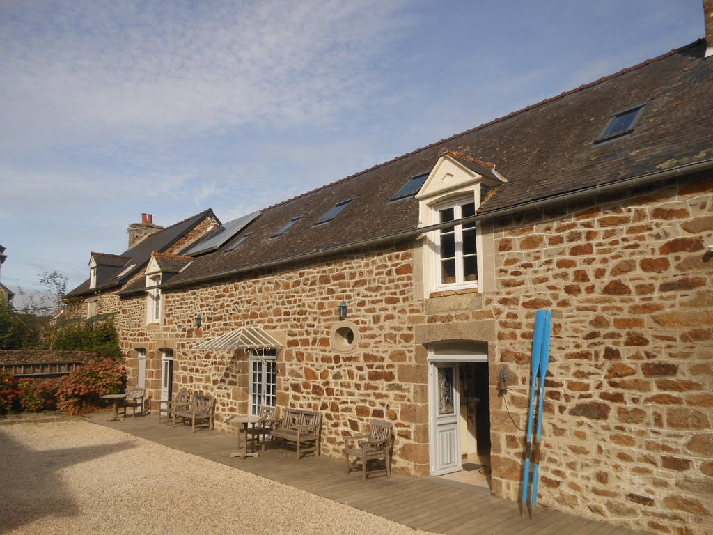 Bed and Breakfast Le Jardin A Mordreuc Pleudihen-sur-Rance Exteriér fotografie